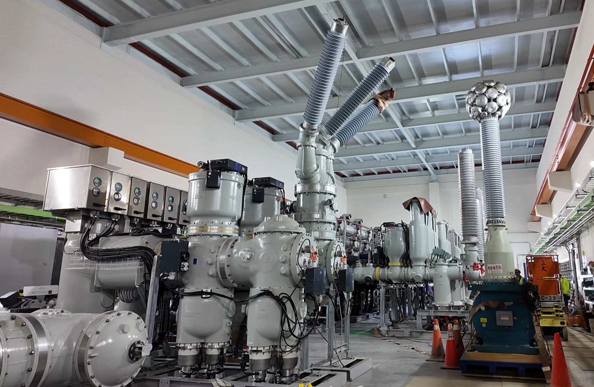 40年特高壓電力工程專家 ‧ 安全與精準的保證